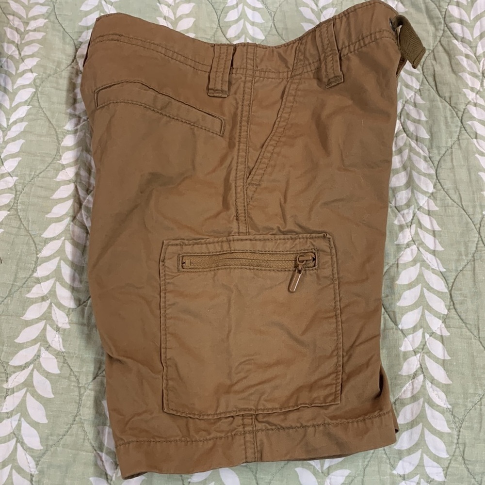 Old Navy Shorts - Picture 5 of 5